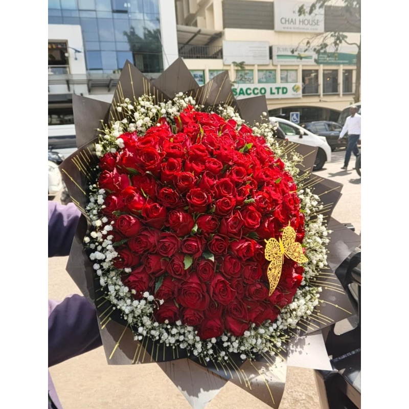 Bountiful Rose Arrangement