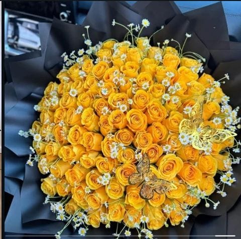 Golden Majesty Bouquet